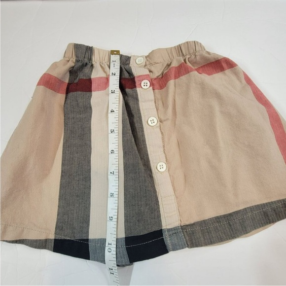 Burberry Black Quilted Kids Jacket size 10y and size medium Burberry skirt. - Picture 4 of 11